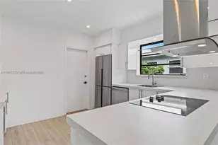 7525 Adventure Ave, North Bay Village, FL 33141 - Photo 9