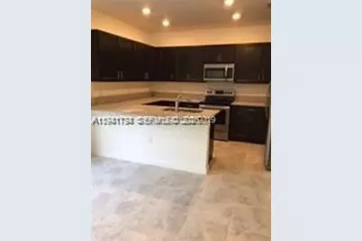 361 NE 208th Ter, Miami, FL 33179 - Photo 7