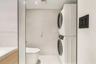 16485 Collins Ave, Sunny Isles Beach, FL 33160 - Photo 29