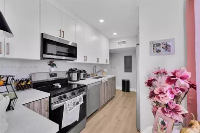 3520 SW 88th Pl #2, Miami, FL 33165 - Photo 5