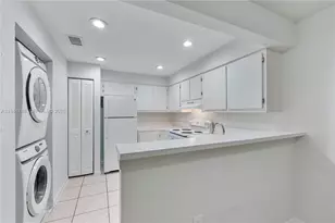 8400 SW 154th Cir Ct, Miami, FL 33193 - Photo 7