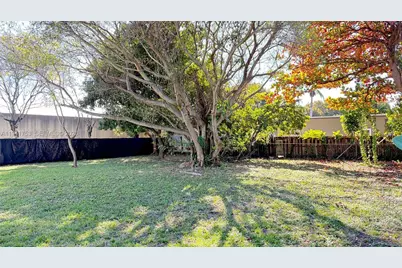 644 NW 146th St #644, Miami, FL 33168 - Photo 15