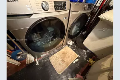 1062 NW 133rd Ave, Miami, FL 33182 - Photo 15