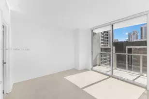 55 SE 6th St, Miami, FL 33131 - Photo 21