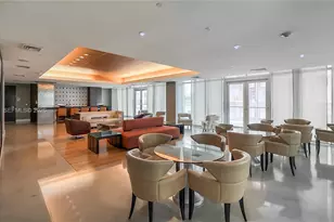 55 SE 6th St, Miami, FL 33131 - Photo 33