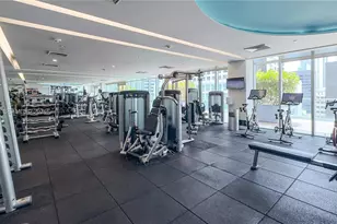 55 SE 6th St, Miami, FL 33131 - Photo 31