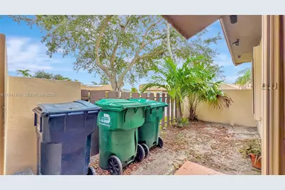 11959 SW 110th St Cir S, Miami, FL 33186 - Photo 13
