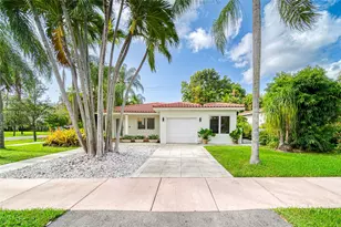 104 Santander Ave, Coral Gables, FL 33134 - Photo 1
