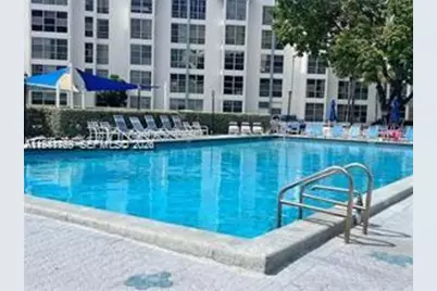 17620 Atlantic Blvd #417, Sunny Isles Beach, FL 33160 - Photo 15