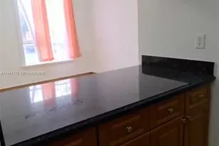 7420 W 20th Ave, Hialeah, FL 33016 - Photo 7