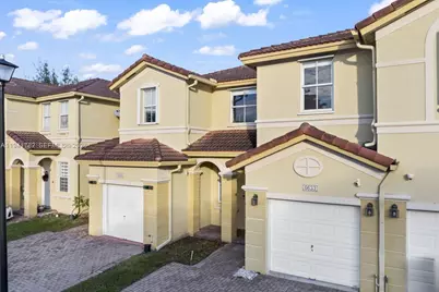 8633 NW 112th Pl, Doral, FL 33178 - Photo 37