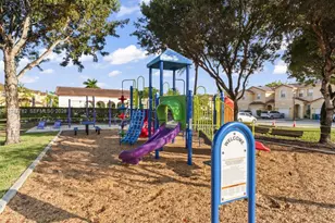 8633 NW 112th Pl, Doral, FL 33178 - Photo 43