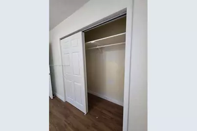 4310 E 9th Ln, Hialeah, FL 33013 - Photo 13