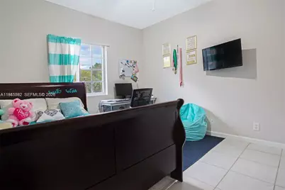 911 Hillcrest Ct #7, Hollywood, FL 33021 - Photo 5