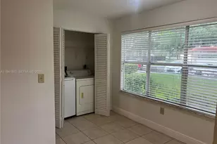 643 Vista Isles Dr, Sunrise, FL 33325 - Photo 11