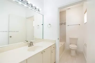 5655 SW 163rd Path, Miami, FL 33193 - Photo 17
