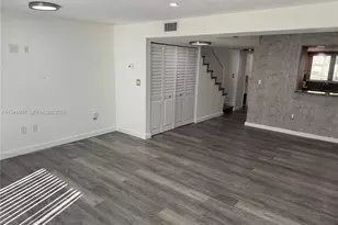 11163 NW 7th St, Miami, FL 33172 - Photo 23