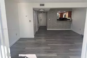 11163 NW 7th St, Miami, FL 33172 - Photo 19