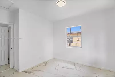 988 NW 10th St, Hallandale Beach, FL 33009 - Photo 31