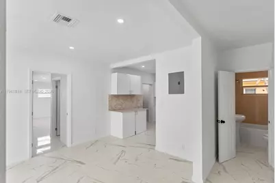 988 NW 10th St, Hallandale Beach, FL 33009 - Photo 33