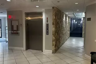 1000 St Charles Pl, Pembroke Pines, FL 33026 - Photo 5