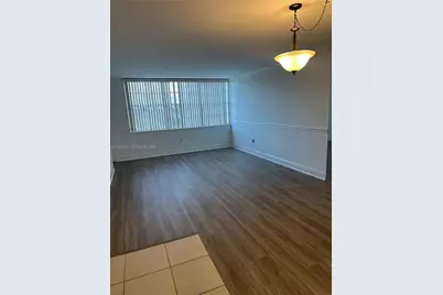 1000 Saint Charles Pl #413, Pembroke Pines, FL 33026 - Photo 11