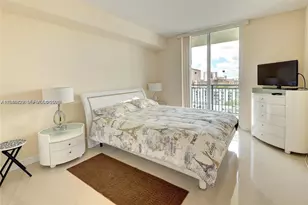 17555 Atlantic Blvd, Sunny Isles Beach, FL 33160 - Photo 11