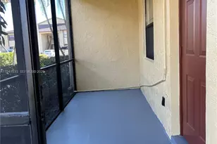 10027 Winding Lake Rd, Sunrise, FL 33351 - Photo 11