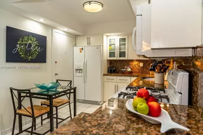 3140 S Ocean Dr #1705, Hallandale Beach, FL 33009 - Photo 13