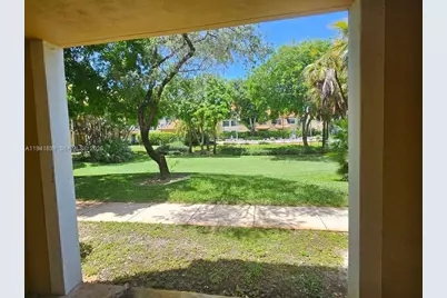 111 Yacht Club Way #106, Hypoluxo, FL 33462 - Photo 11