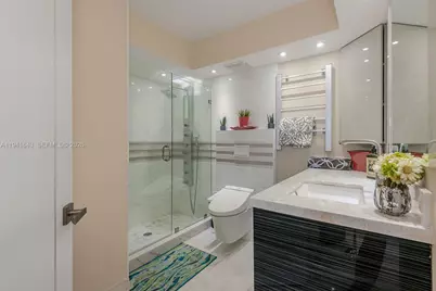 301 174th St #619, Sunny Isles Beach, FL 33160 - Photo 21