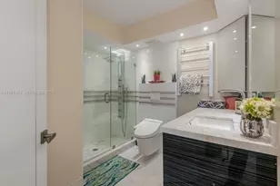 301 174th St, Sunny Isles Beach, FL 33160 - Photo 21