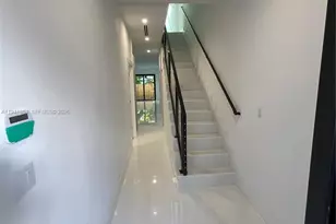 3376 Perry Frow Dr, Miami, FL 33133 - Photo 17