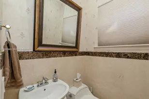 999 N Harbor Vw N, Hollywood, FL 33019 - Photo 17