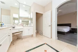 999 N Harbor Vw N, Hollywood, FL 33019 - Photo 29