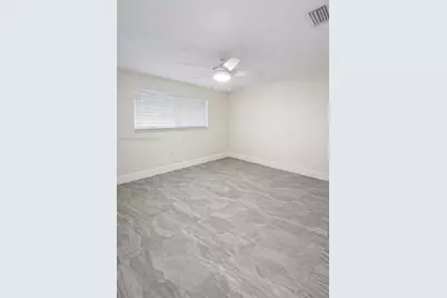 8851 NW 119th St #6205, Hialeah Gardens, FL 33018 - Photo 9