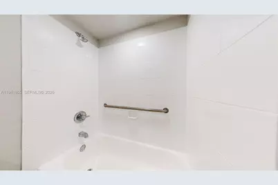 426 NW 13th Ave #1, Miami, FL 33125 - Photo 21