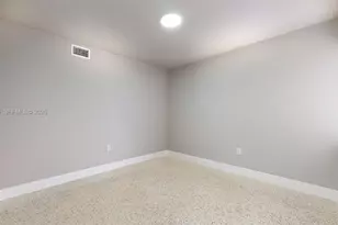 426 NW 13th Ave, Miami, FL 33125 - Photo 27