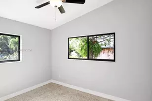 2915 NW 68th St, Miami, FL 33147 - Photo 11