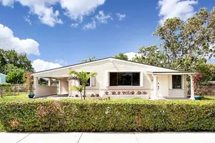 2915 NW 68th St, Miami, FL 33147 - Photo 9