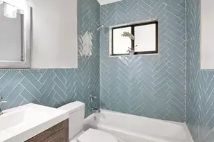 2915 NW 68th St, Miami, FL 33147 - Photo 5