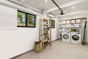 435 W 43rd St, Miami Beach, FL 33140 - Photo 25