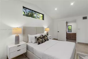 435 W 43rd St, Miami Beach, FL 33140 - Photo 21