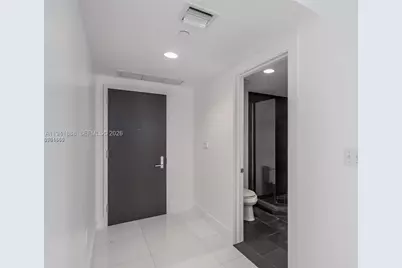 900 Biscayne Blvd #401, Miami, FL 33132 - Photo 11