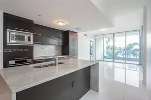 900 Biscayne Blvd, Miami, FL 33132 - Photo 7