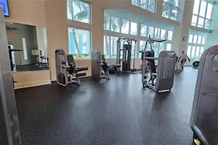 1900 N Bayshore Dr, Miami, FL 33132 - Photo 15