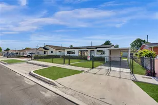 4631 E 8th Ct, Hialeah, FL 33013 - Photo 7