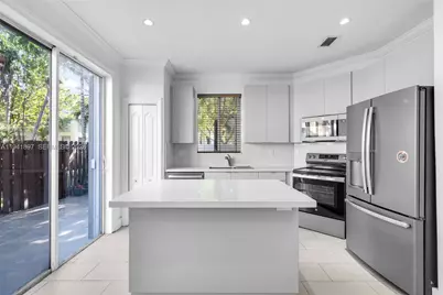 5505 NW 112th Path #5505, Doral, FL 33178 - Photo 15