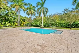 5901 Rolling Rd Dr, Pinecrest, FL 33156 - Photo 31