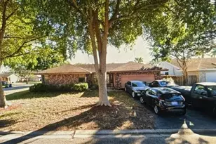 11202 NW 44th St, Coral Springs, FL 33065 - Photo 1
